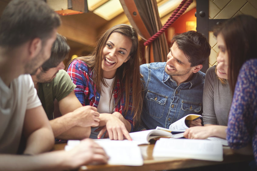 Difference Between Undergraduate and Graduate and Postgraduate